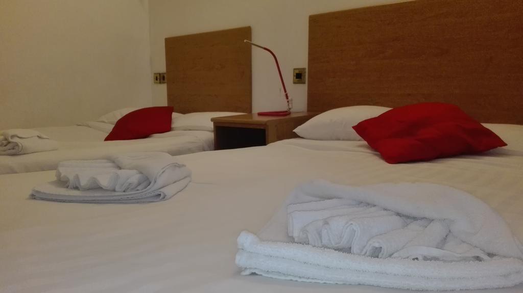 Whiteleaf Hotel Londra Esterno foto