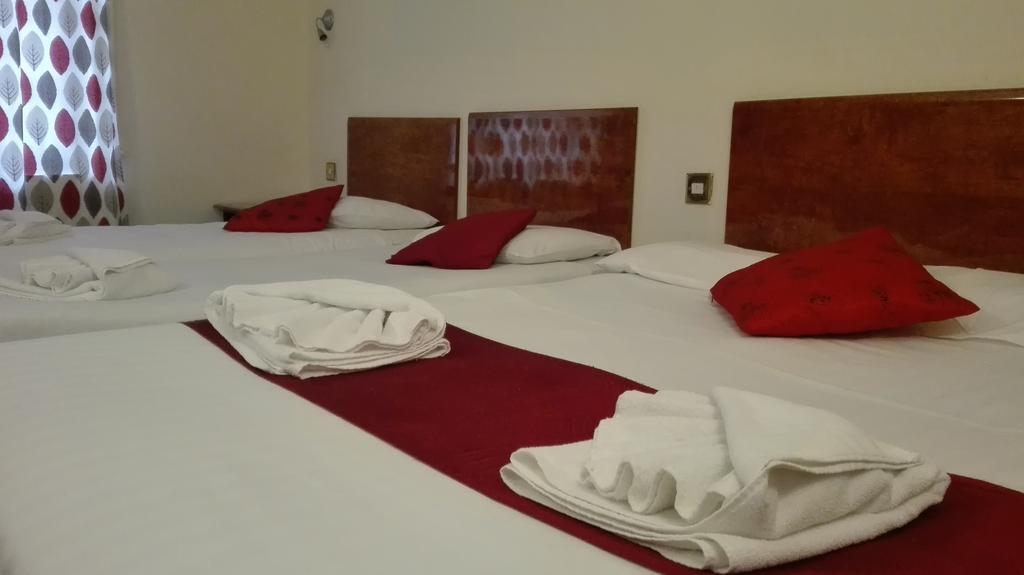Whiteleaf Hotel Londra Esterno foto